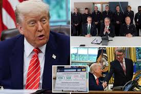 Landmark US-UK Trade Agreement Finalized, Hailed as 'New Era' but Critics Warn of Economic Fallout